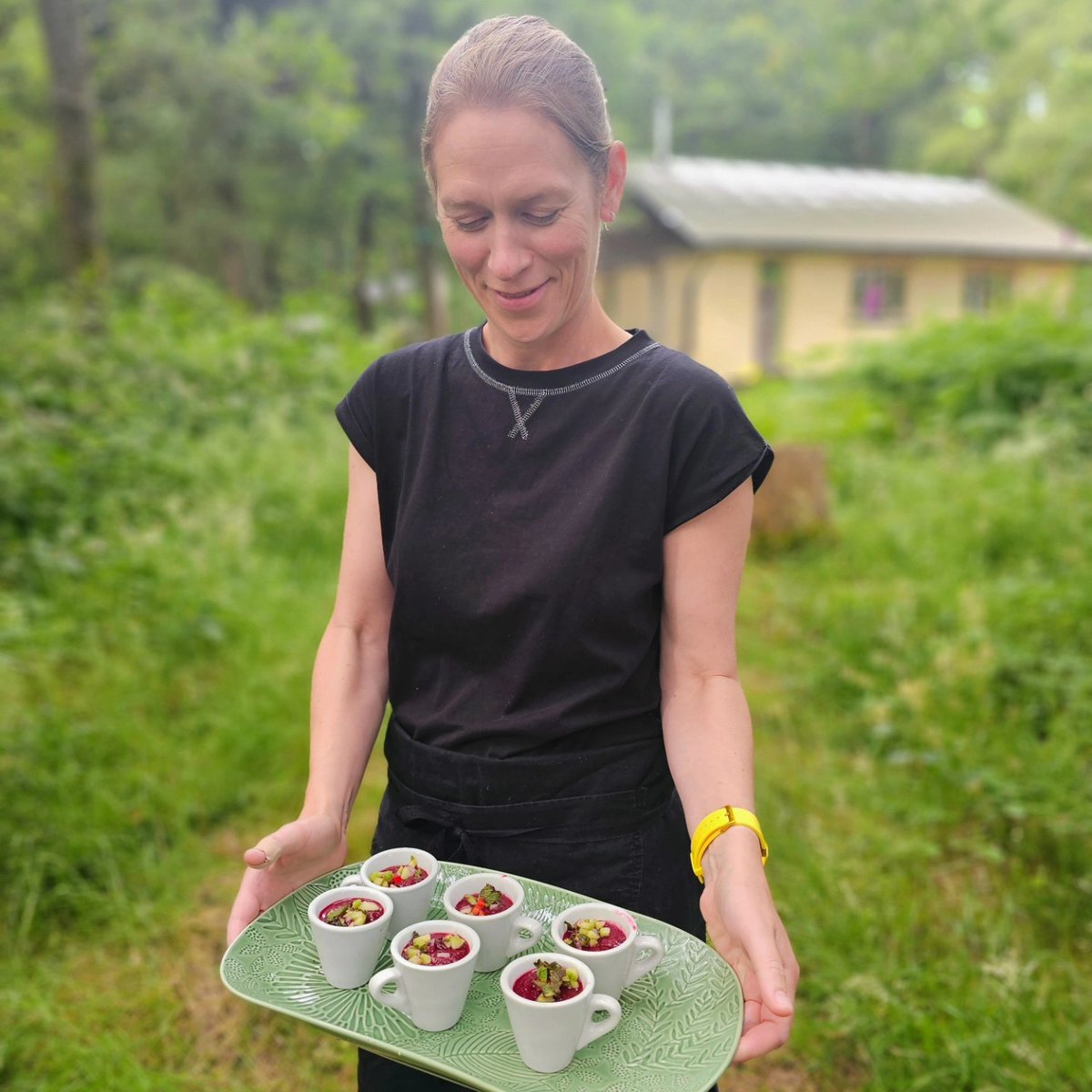 BrightonBakes's tweet photo. Eating under the trees at a special birthday party @GreenEscapeUK - #vegan #glutenfree delights inc Beet Coconut Soup with Cucumber Mint Salsa, Chickpea Pancakes with Slow-Cooked Tomatoes &amp; Salsa Verde, Black Bean Mole, Quinoa Squash Pilaf, Slow-Cooked Aubergines #Sussex #foodie https://t.co/fswBKQVZdQ