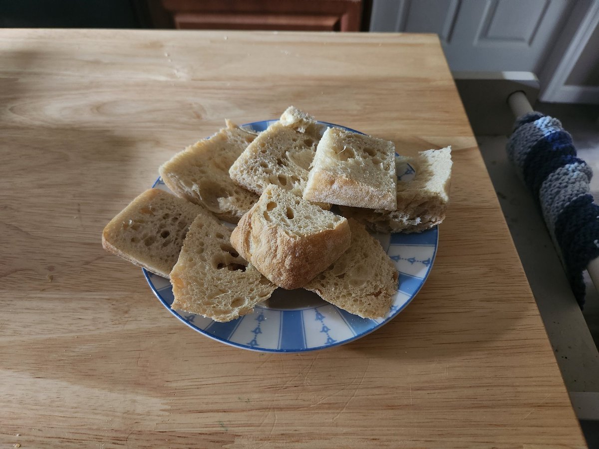 i'll admit it: this is some embarrassingly cut bread. this is embarrassing for everyone involved.