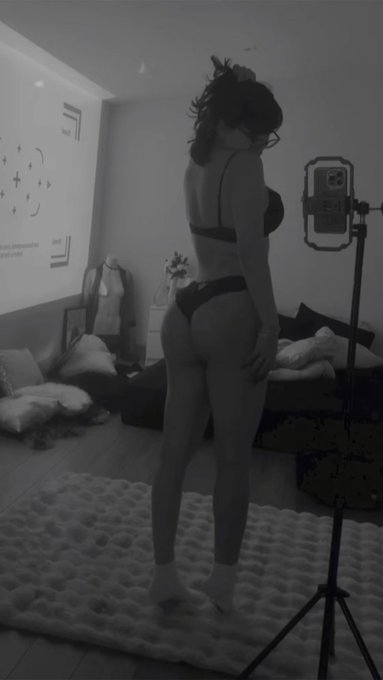 Popisime bakma utaniyorum 🤗 https://t.co/yAeTnLxYi9