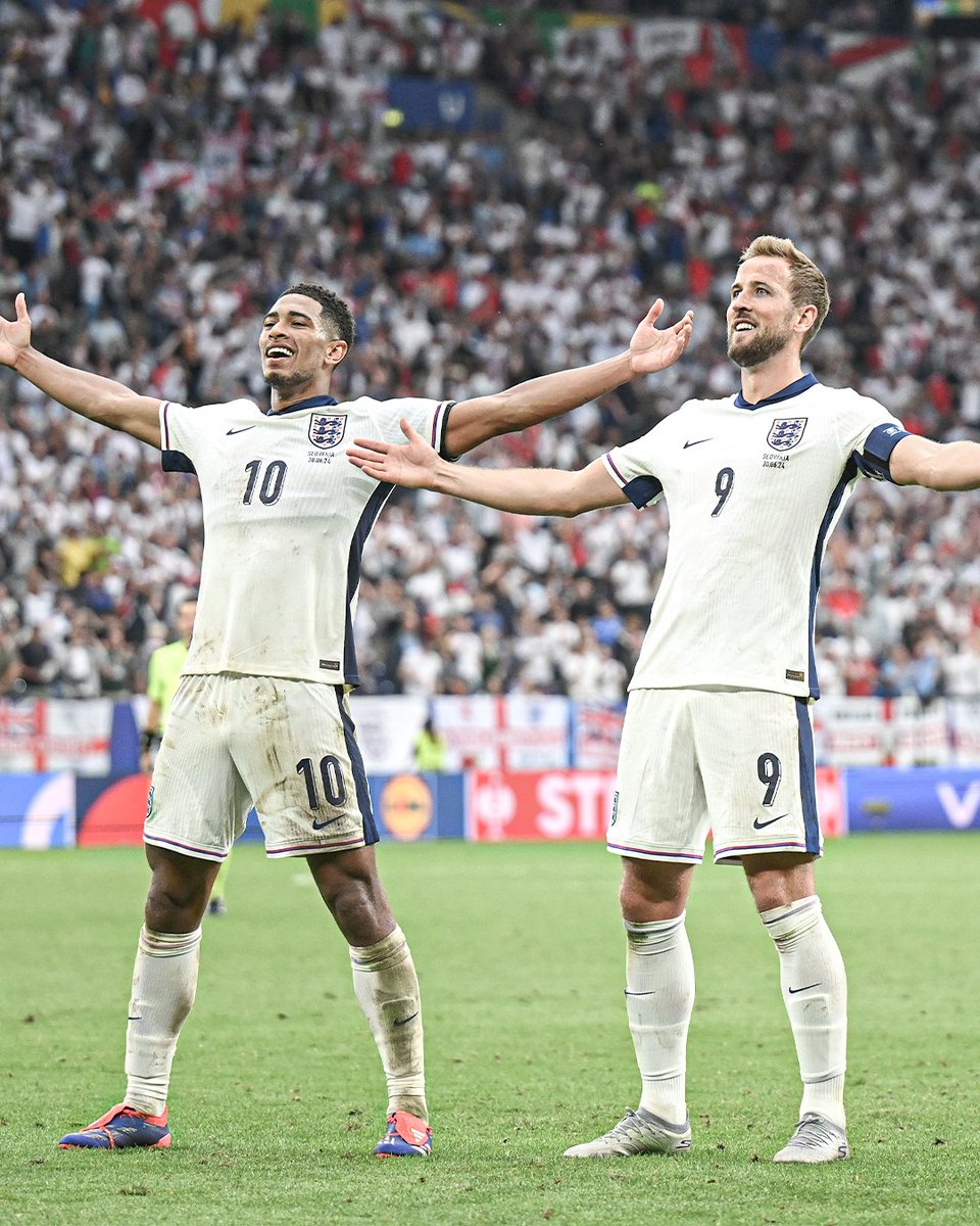 ESPNFC's tweet photo. Hang it in the Louvre 🖼️ https://t.co/448XfKBnGt