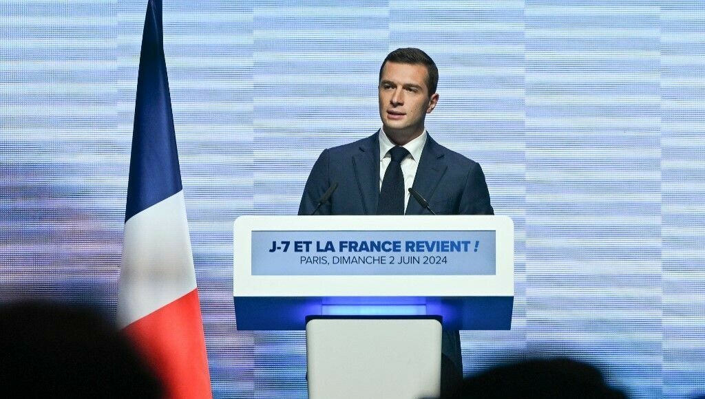ici_officiel's tweet photo. 🗳️ Législatives : le RN en tête (34%) devant le Nouveau Front populaire (28,1%) et le camp présidentiel (20,3%), selon les premières estimations
➡️ https://t.co/0UqKs5Z7Le https://t.co/RQD8w84MdX
