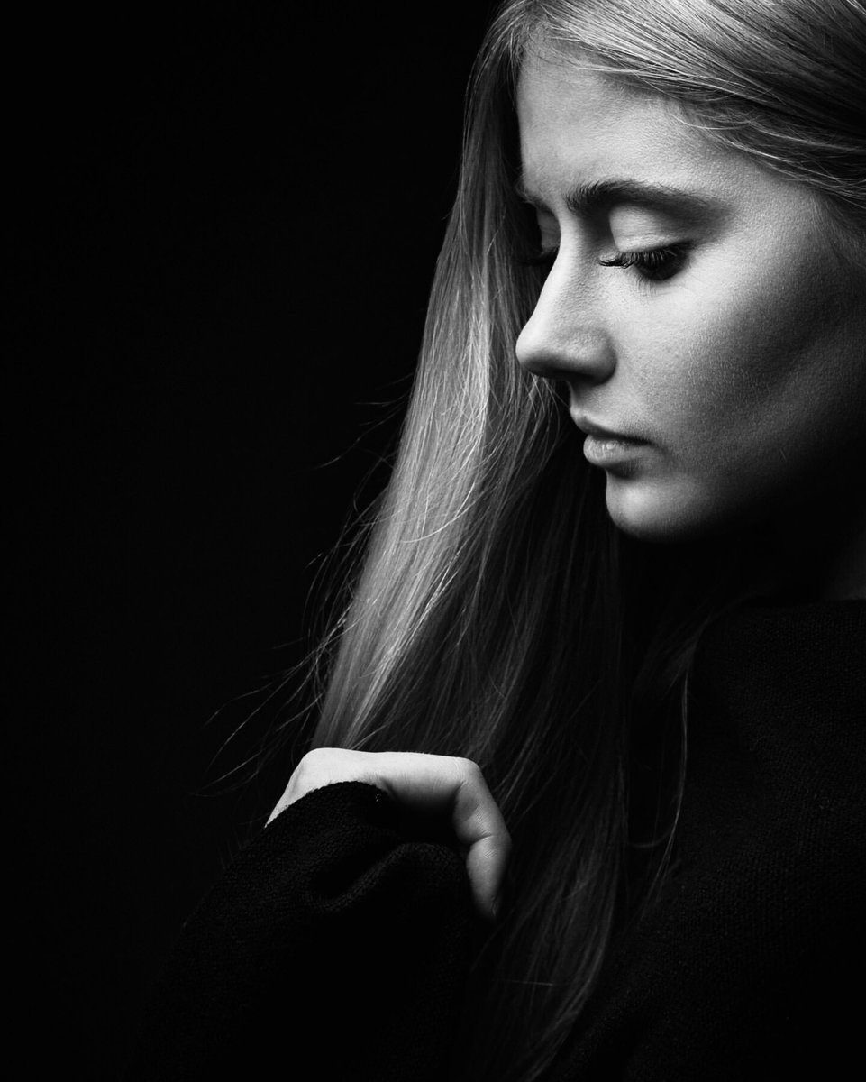 𝓡𝑎𝑤𝑎𝑎 tweet media