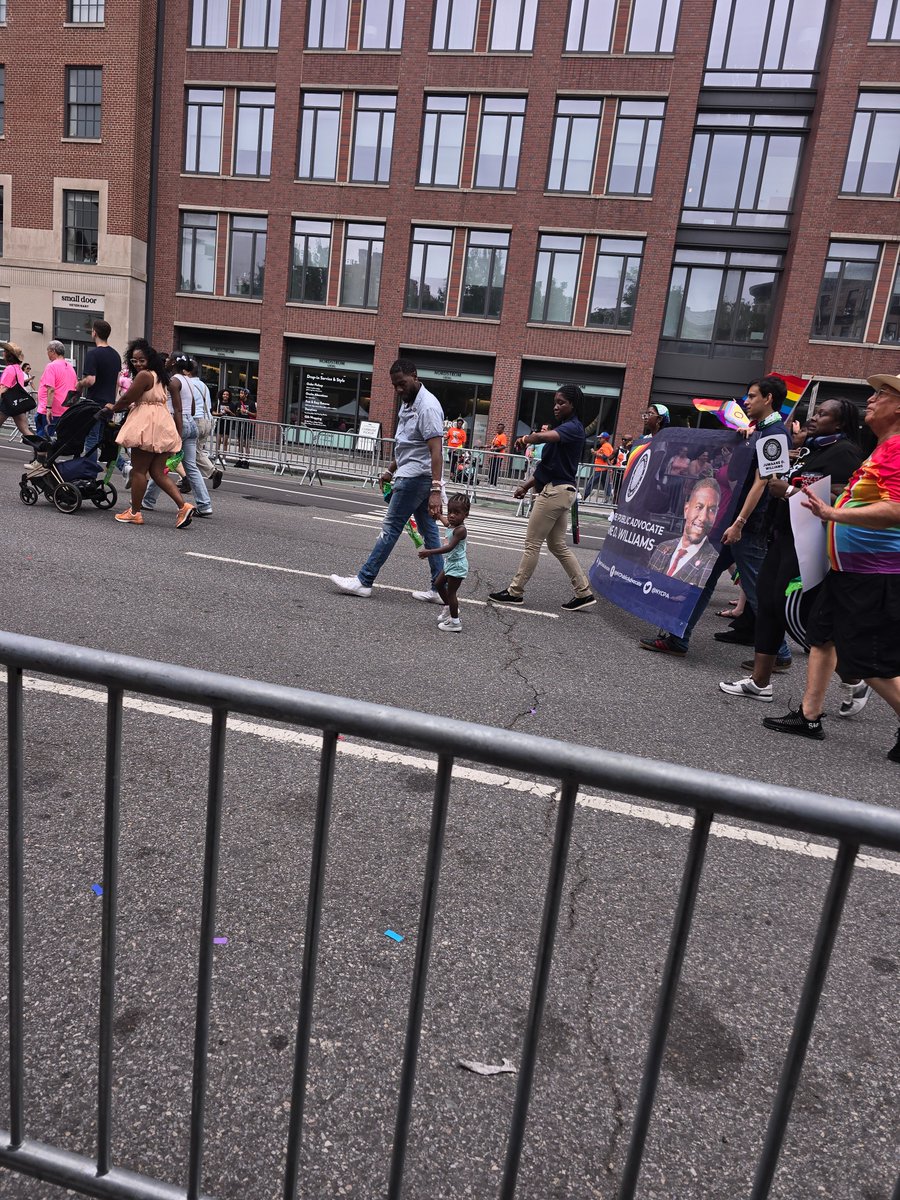 EqualAccessNy2's tweet photo. Don't understand why there's so much hate in this world When you're good to people it comes back to u It's not hard Thank you again to #RainbowConnection for your hospitality Rock🌟 status the food the security the cool VIP experience #Pride2024 #EqualAccess #Lovesomeone #Peace https://t.co/g6BrV3xjVO