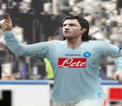 eFHUBx's tweet photo. @OfficialASRoma @sscnapoli @ACMonza 📸🇮🇹 SSC Napoli : #PES9. https://t.co/MB3ioUmz3D