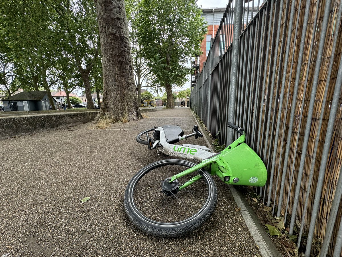 HireHackney's tweet photo. Hackney’s finest https://t.co/R7cXI1R1Ku
