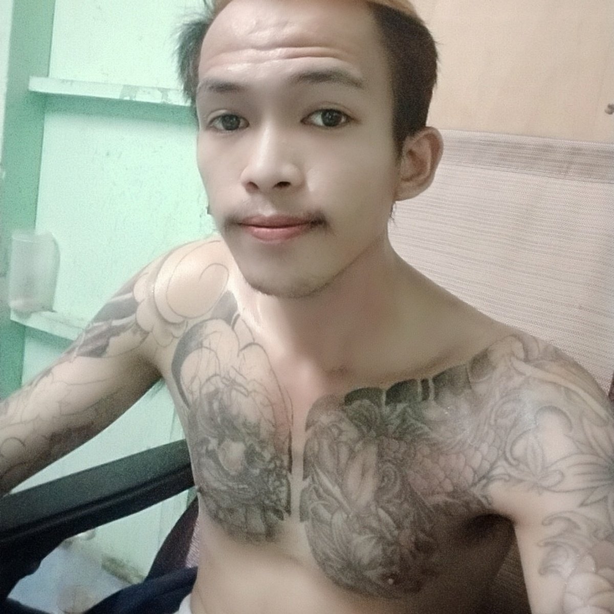 ถ้าเอาไม่ดี ขออีกทีและกัน 54อยุ่นี้นะ tweet media