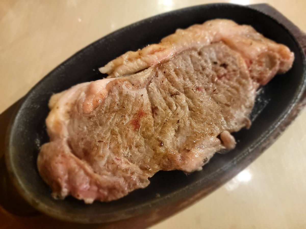 ハラペコステーキ新宿はなれ店 本日7/1より営業時間が18時〜翌6時に変更となります また、食べ放題も一部内容を変更させていただきます  ハンバーグ食べ放題 1,500円(税別) サガリ食べ放題 3,980円(税別) サーロイン食べ放題 2,980円(税別) 赤身ランプ食べ放題  2,480円 ...