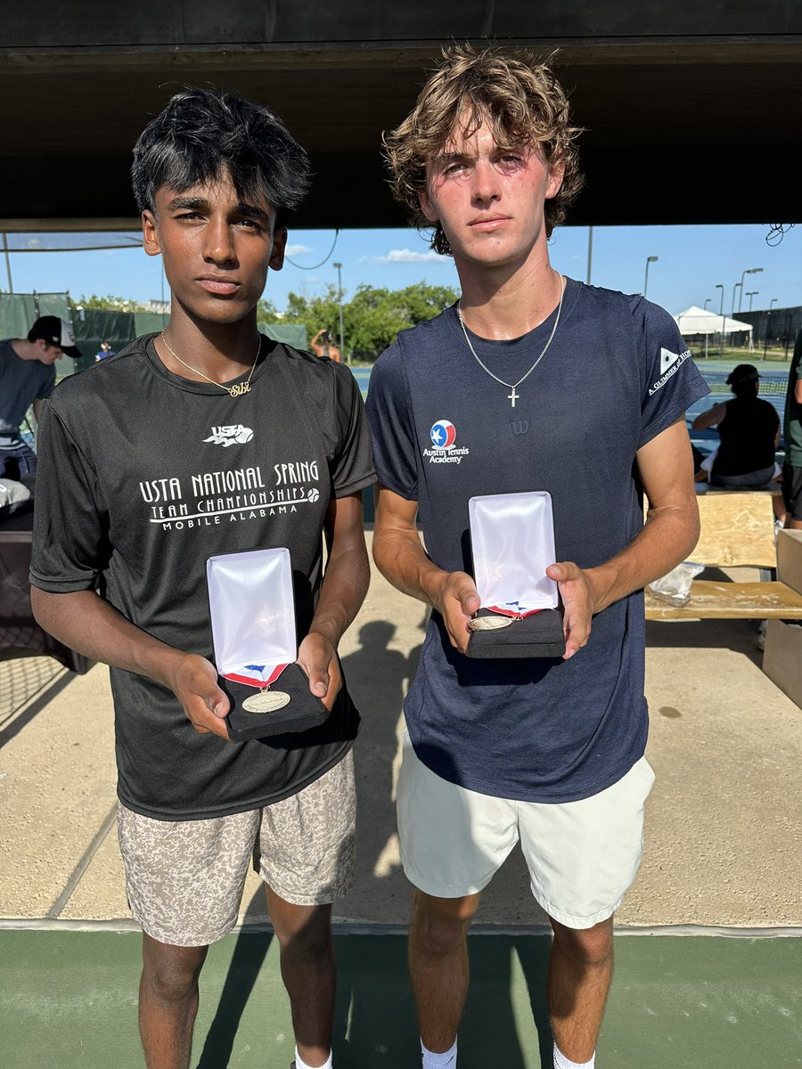 Brian Notis tweet media