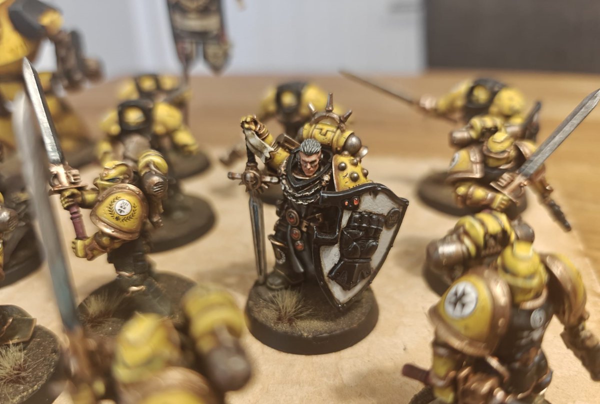 spruesandbrews's tweet photo. I've been working on my 4th Horus Heresy army ready for the upcoming doubles event at WHW.  This is a Templar Brethren themed Imperial Fists army, infantry is now pretty much finished, just need to work on the vehicles! #paintingwarhammer #horusheresy https://t.co/7QUPwYRowN