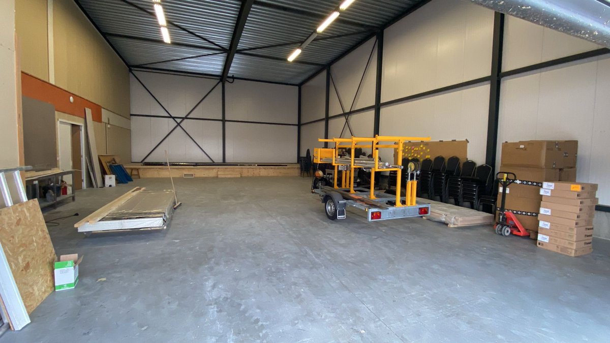 Afscheid nemen doet soms pijn… vandaag was zo’n dag. We namen afscheid als mede leider van team 1life van Gerrit Bouwhuis. Een man van weinig woorden maar zeer veel daden. Hij verhuist met zijn vrouw naar Emmen. Tevens namen we afscheid van “het Punt” we gaan terug naar Vrveen