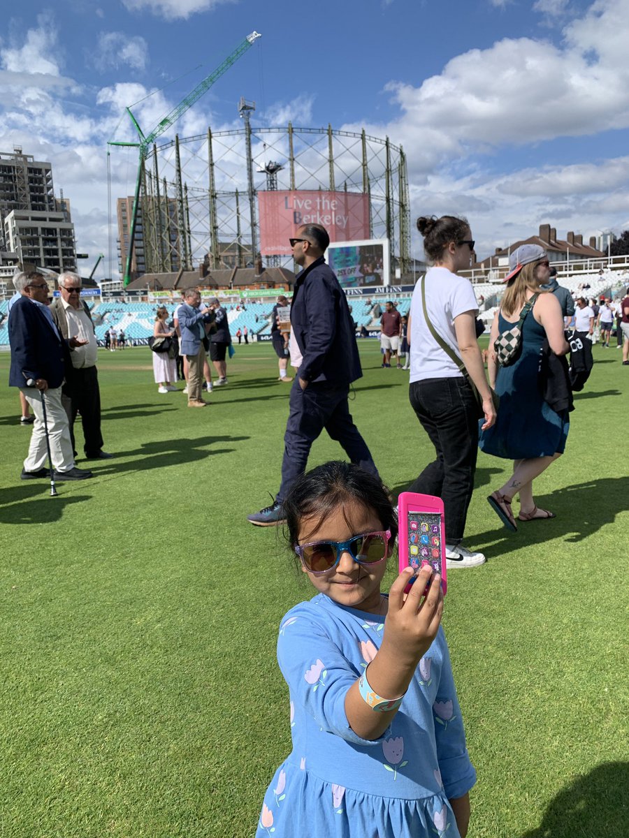 shah_adarsh's tweet photo. @surreycricket what a lovely day at the  Festival of Red Ball today!  Special
Day as it was my child’s 1st live sorting occasion. https://t.co/C6UHFjQfzu