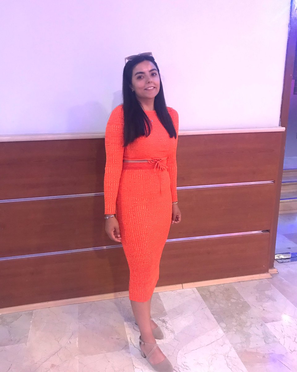siynem0's tweet photo. 🧡 https://t.co/6IBqYVXQWd