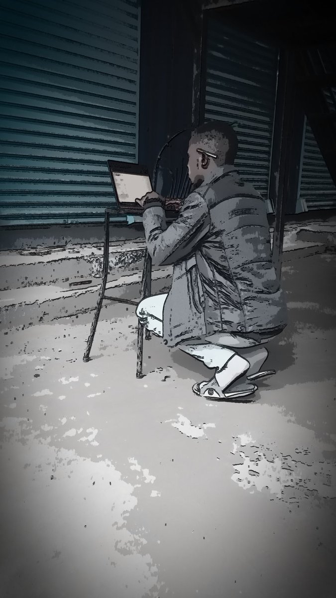 karisroam's tweet photo. Another Gen Z terrorist with his  super machine gun in adequate use.
#RutoMustGo 
#Riprexmasai https://t.co/czlrJKtpra