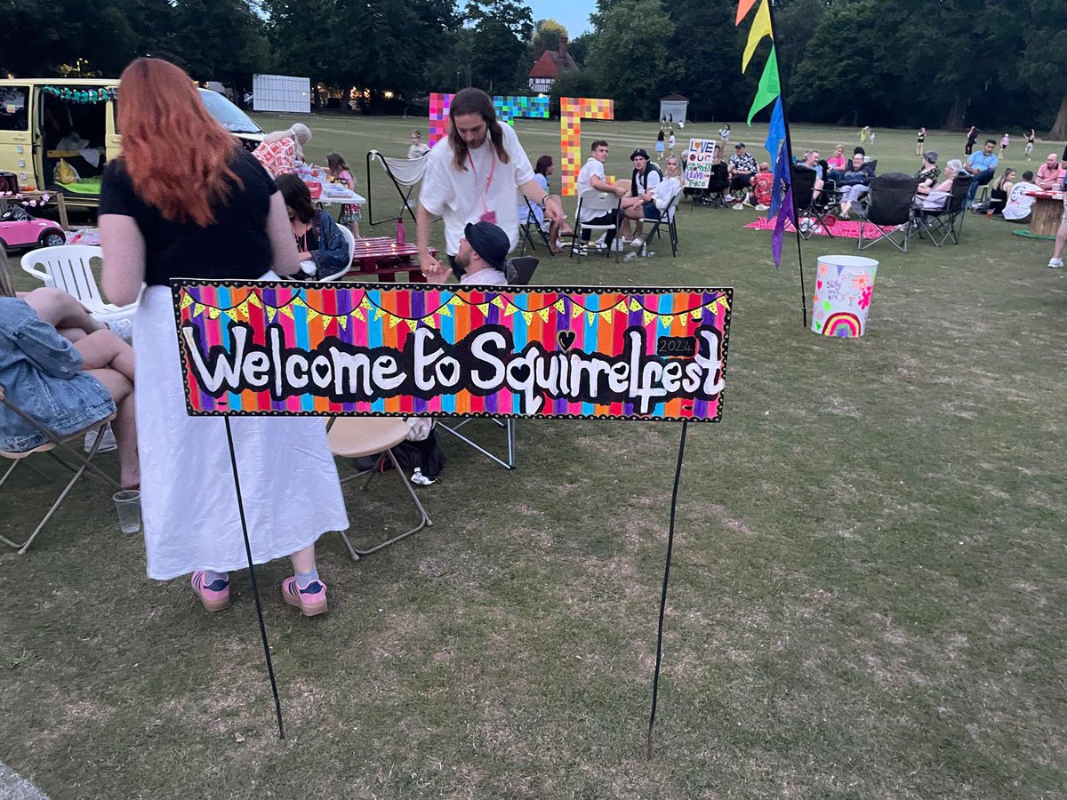 EastcoteCC's tweet photo. Squirrelfest Pics πΏοΈπΈ
Take a look at some of the pics from last nights great event π€©
#eastcotecc #squirrels #upthesquirrels #ecc #squirrelfest #squirrelfest2024 #music #cricket https://t.co/1CUFBwJ5FT