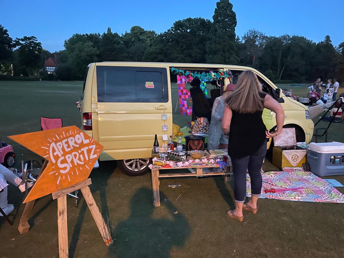 EastcoteCC's tweet photo. Squirrelfest Pics πΏοΈπΈ
Take a look at some of the pics from last nights great event π€©
#eastcotecc #squirrels #upthesquirrels #ecc #squirrelfest #squirrelfest2024 #music #cricket https://t.co/1CUFBwJ5FT