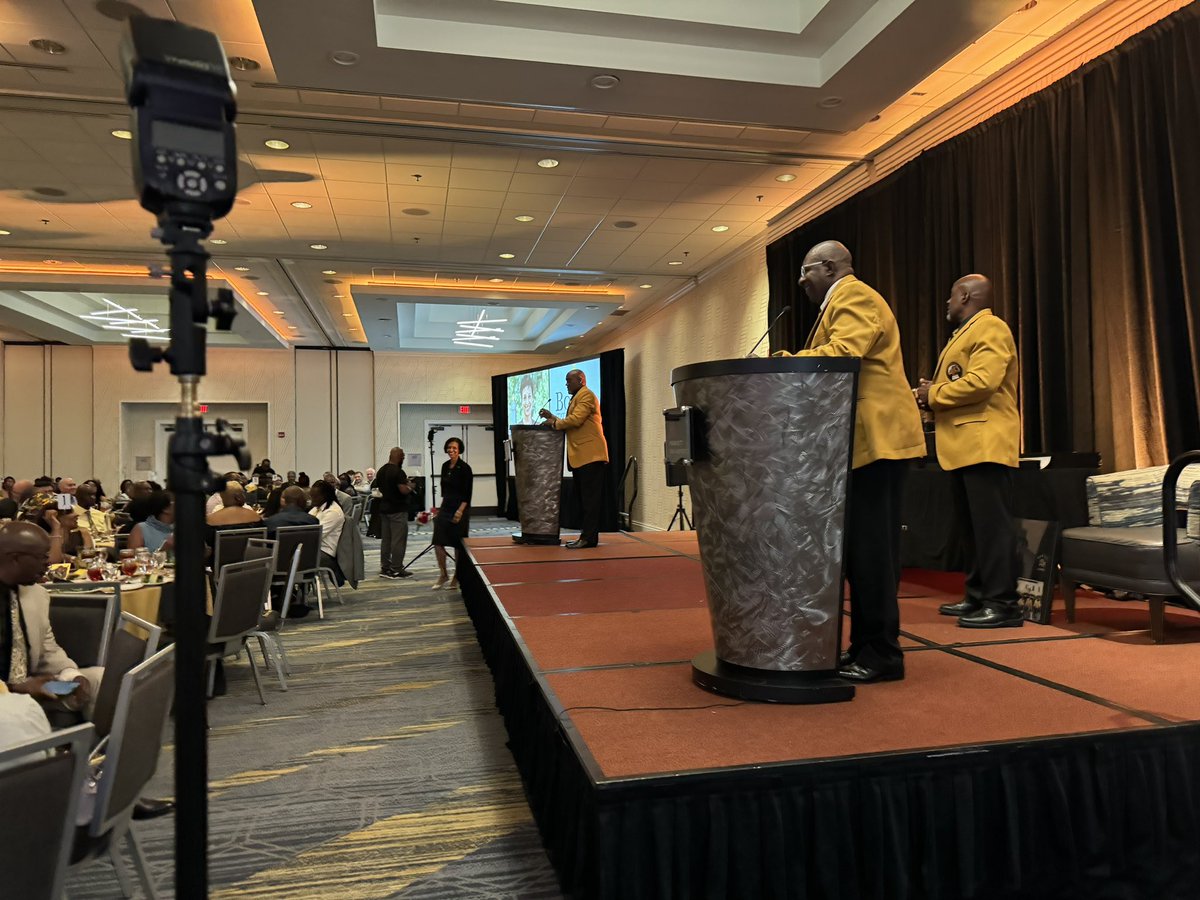 bsushof's tweet photo. We kicked off the festivities with a bang! Kevin and Keith Coates, along with BSU Sports Hall of Fame President Ricardo Mitchell, led the charge last night.  It was an incredible night celebrating our athletic champions! 🎉🏅 #BulldogNation #Champions #HallOfFame https://t.co/JuVlmtozok