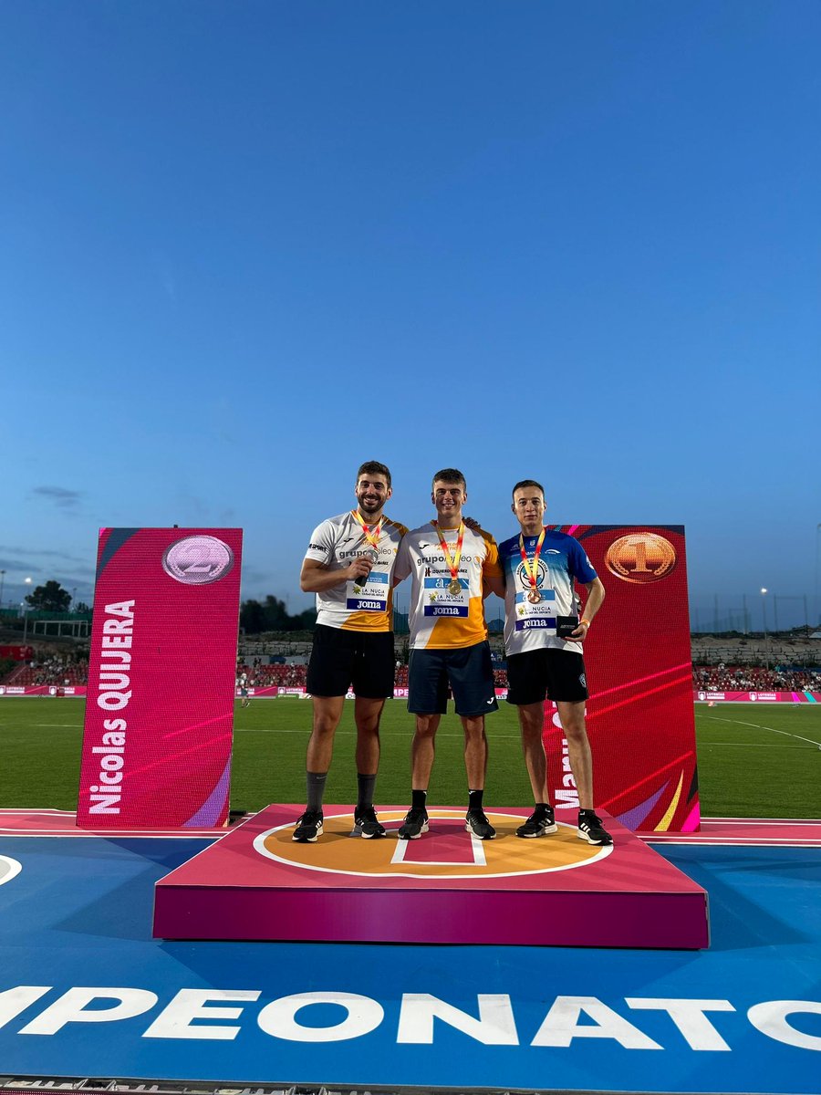 atletismoRFEA (@atletismorfea) on Twitter photo PODIO - Jabalina 🚹 #CEAtletismo
🥇 <a href="/manuquijera/">manue</a> 78.47 m
🥈 <a href="/nicoquijer/">Nico Quijera</a> 77.93 m
🥉 Pablo Costas 75.31 m
👏👏👏
📺 <a href="/teledeporte/">Teledeporte</a>
📺 Multiview (concursos) bit.ly/4cn8GcC
📊 bit.ly/3VM1tvJ PODIO - Jabalina 🚹 #CEAtletismo
🥇 <a href="/manuquijera/">manue</a> 78.47 m
🥈 <a href="/nicoquijer/">Nico Quijera</a> 77.93 m
🥉 Pablo Costas 75.31 m
👏👏👏
📺 <a href="/teledeporte/">Teledeporte</a>
📺 Multiview (concursos) bit.ly/4cn8GcC
📊 bit.ly/3VM1tvJ