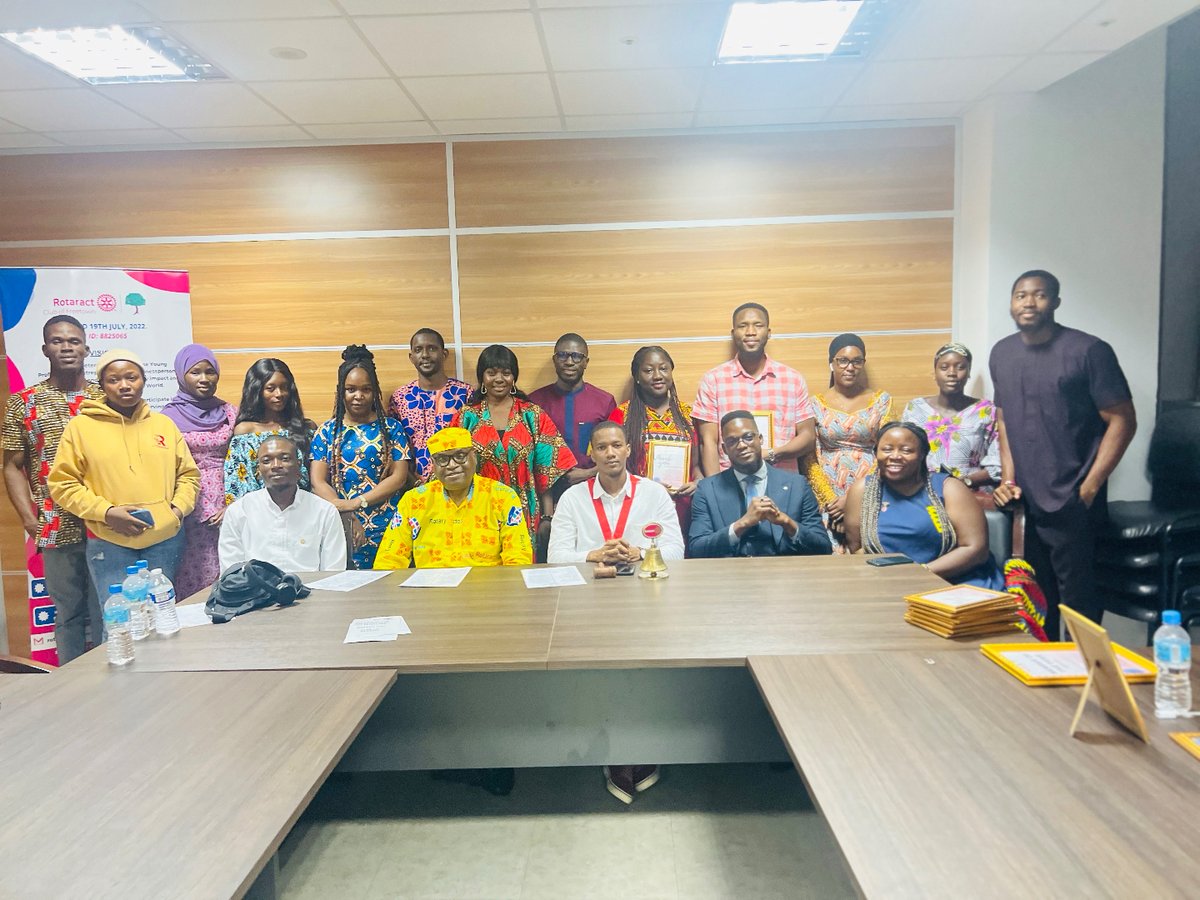 RClubofFreetown's tweet photo. It’s a wrap🤗🤗🤗
We are super thankful to the Create Hope President, Board of Directors and members who made this year an incredible one.
See you in the magical year🌻💥🌟
#createhopeintheworld
#rotaractcluboffreetown https://t.co/nMGfunEbb8