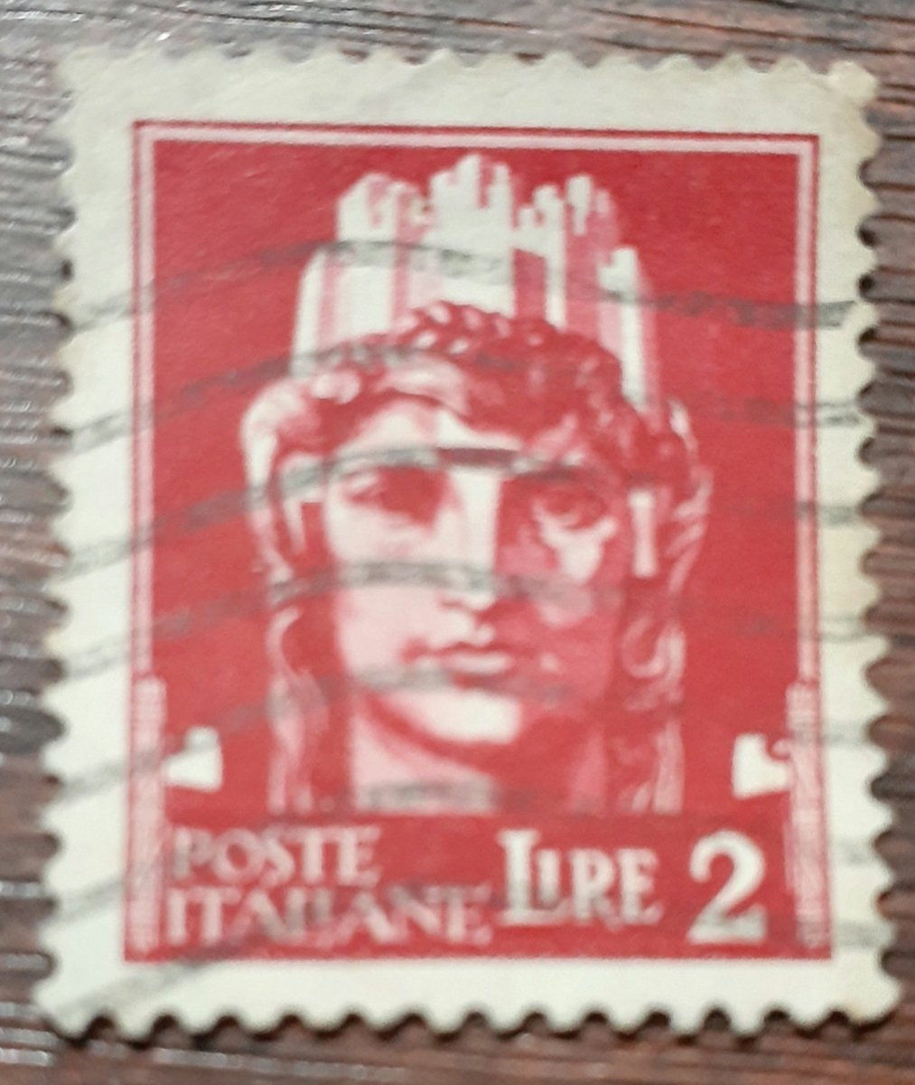 GabrielSchac's tweet photo. Sello postal Italia Reino de Effigie año 1944 https://t.co/uYDdw5FGbX