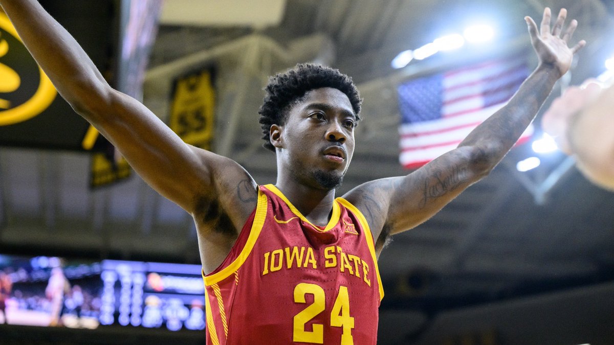 Barbadian Hason Ward will join the Sacramento Kings for the upcoming NBA Summer Leagues in California and Las Vegas. Born in Barbados, raised in St Thomas, this is amazing.