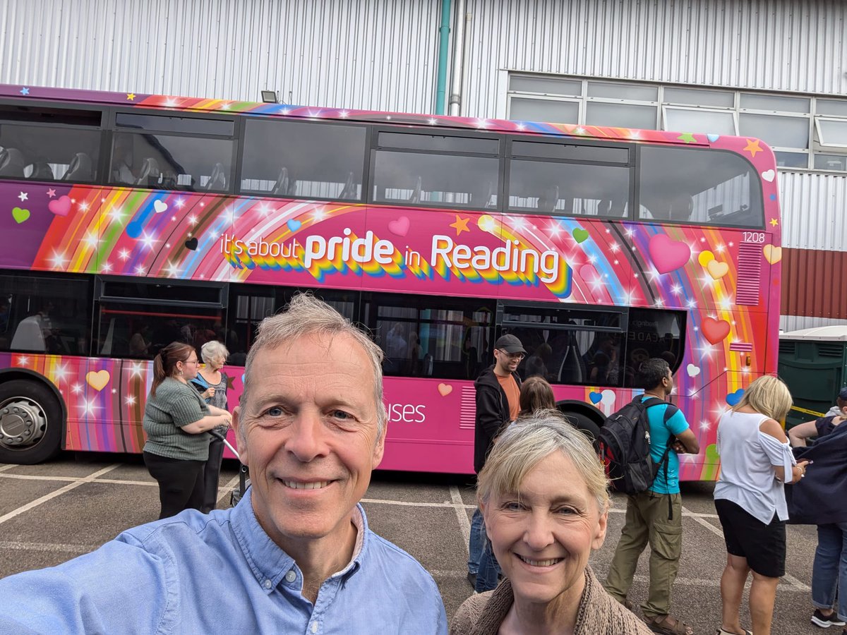 MattRodda's tweet photo. Great to attend Reading Buses Open Day

Good to see the new British built electric buses which will be running on two key routes next year and wonderful to celebrate Reading's award winning council owned bus company

Thanks to staff, charities and volunteers for a great day https://t.co/qNUfR5n9ka