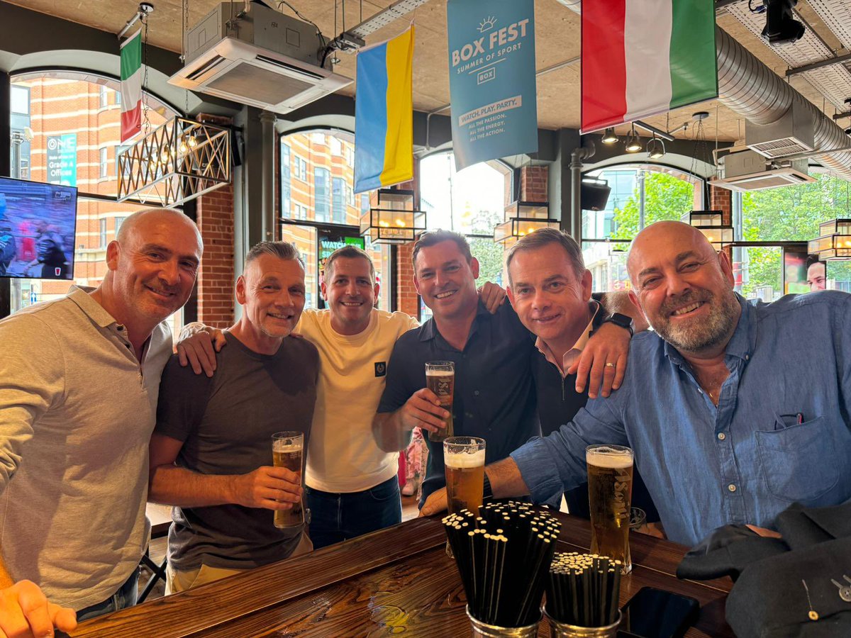 Keeps getting better <a href="/YorkshireCCC/">Yorkshire CCC</a> , good day for the Yorkie boys today 😂😂👍