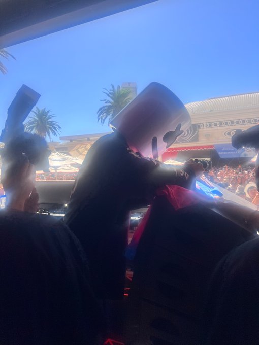 #encorebeachclub #marshmello #heydj #angeldarknation #encorelasvegas #vegasbaby #dancedance #livelife<a href="/tag/encorebeachclub"class="tags">#encorebeachclub</a><a href="/tag/marshmello"class="tags">#marshmello</a><a href="/tag/heydj"class="tags">#heydj</a><a href="/tag/angeldarknation"class="tags">#angeldarknation</a><a href="/tag/djlife"class="tags"><span>#djlife</span></a><a href="/tag/goodtimes"class="tags"><span>#goodtimes</span></a><a href="/tag/poolparty"class="tags"><span>#poolparty</span></a><a href="/tag/encorelasvegas"class="tags"><span>#encorelasvegas</span></a>