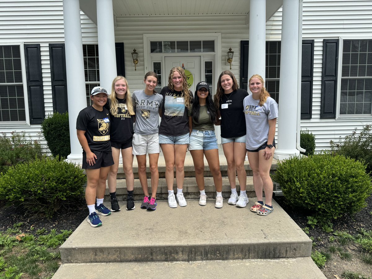 ArmyWP_Softball's tweet photo. Best of luck to these 7 as they start their West Point journey tomorrow on R-Day!! 

We are so excited to welcome them to West Point and the Army Softball family! 

#GoArmy https://t.co/G3WfCBG4Qy