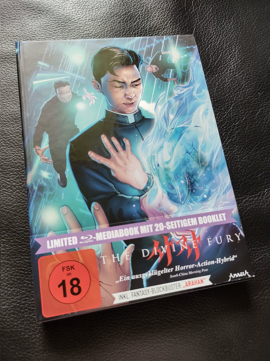 parn83's tweet image. Thread of stuff i've got lately, all of it super cheap/used/on sale

#NearDark mediabook
#DangerClose mediabook
#TheDivineFury mediabook (also has "Arahan" as a bonus)
#TheKid mediabook

#war #horror #western #action