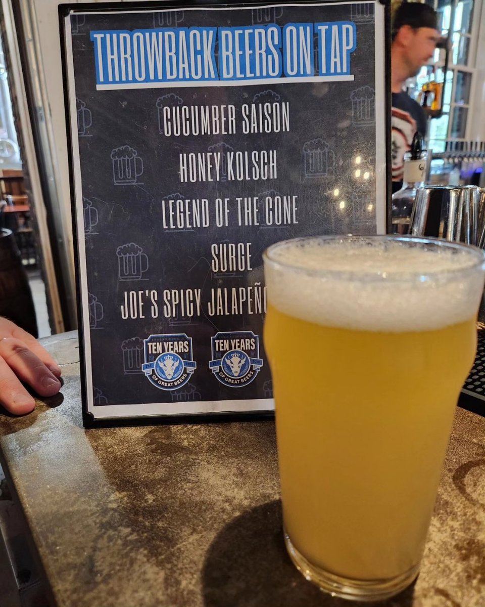 buffbeerleague's tweet photo. It's hard to find the right words to explain how it felt to celebrate @ResurgenceBrew 10th anniversary this weekend. We saw so many beer friends, a lot of former Resurgence employees, reminiced on so many memories from the last 10 years, laughed a lot with owner Jeff Ware.

1/2 https://t.co/9OLWNfEvBR