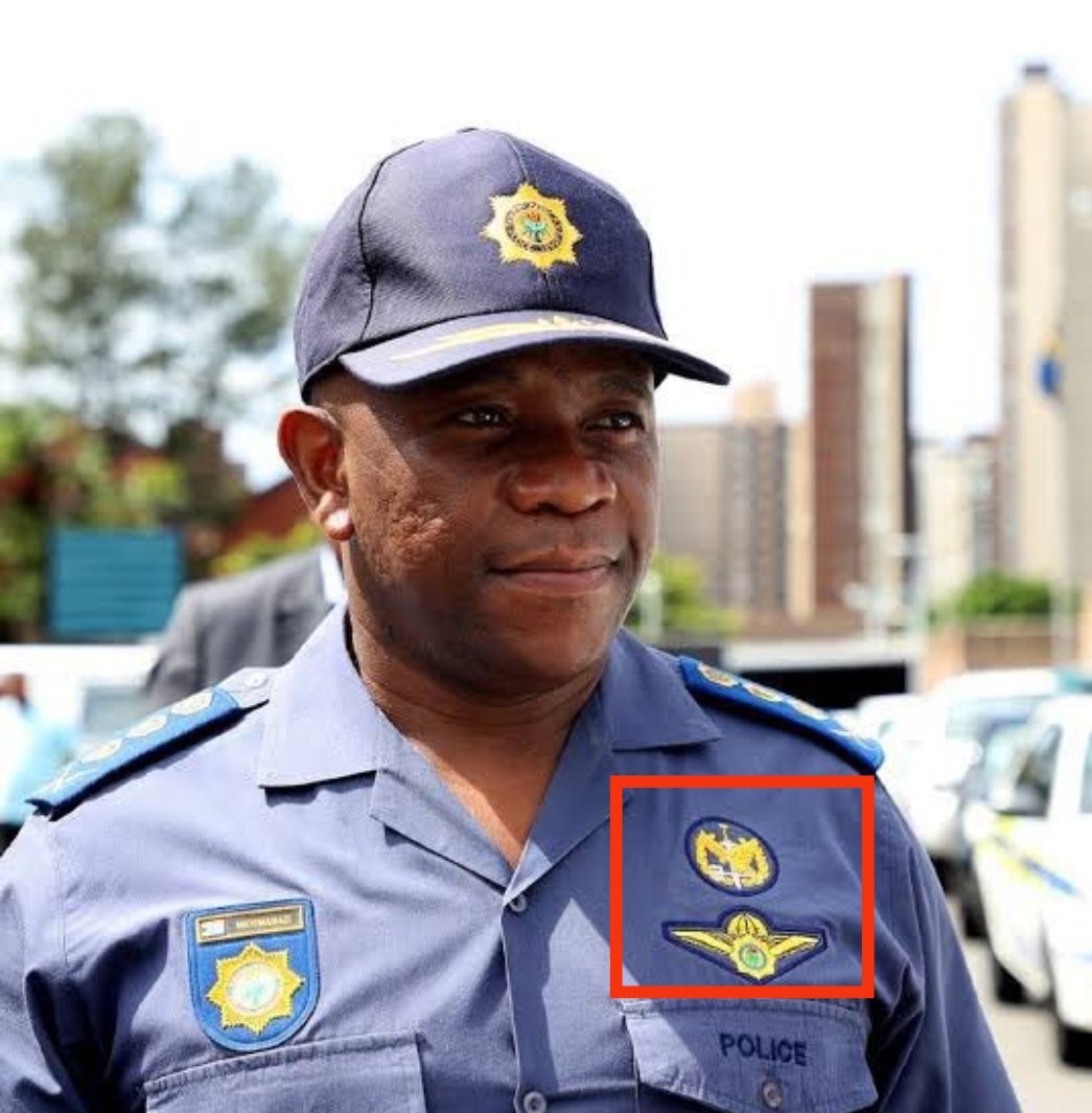 Lerutla_shelton's tweet photo. Like if u agree that this man was supposed to be the minister of police 😭 #Cabinet https://t.co/Vo0wCdpmNE