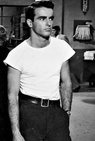 karenshane63's tweet photo. #MontgomeryClift https://t.co/UCd1WvtRmu