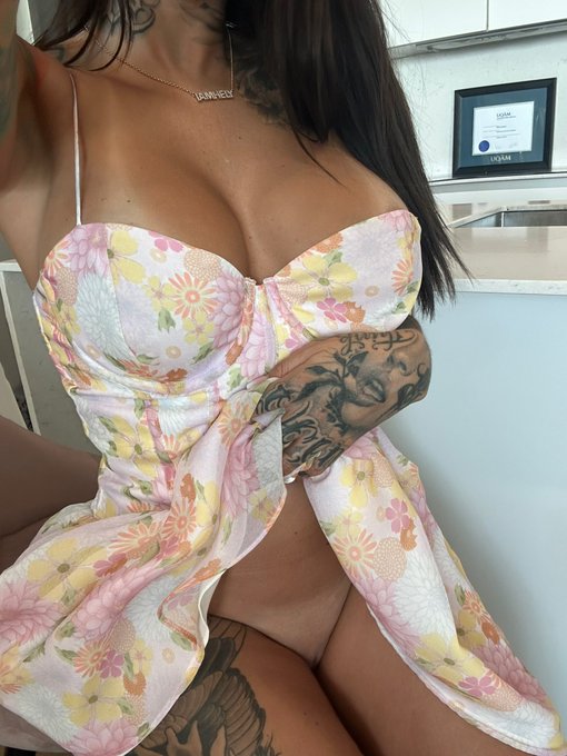 Sundress season with nothing under 💗💛 am i a good girl daddy? https://t.co/CeWEN6dbnw