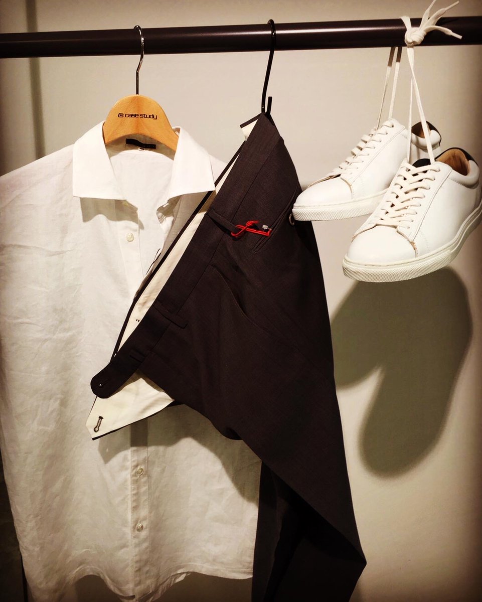 buzzmwoody's tweet photo. おは☀️
服にとっての幸せってなんだろう？
たくさんの人に買われていくこと？服にとっての幸せの1つは、着ている人の魅力を引き出し、主役級の役割を果たせること！そしてもう一つは長く使ってもらう事☝️服の役割は身体を覆う事だけではないね！自分が主役になれる服を長く使っていけたらいいね✨😉 https://t.co/xxCOHYU2dC