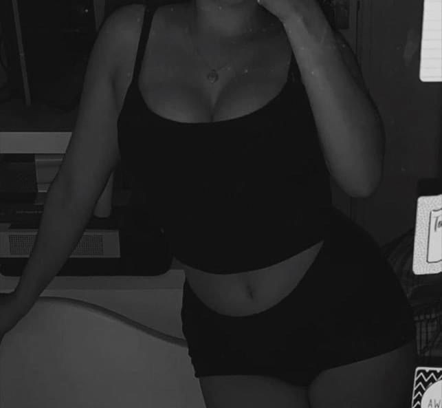 Felt sexy, might never delete it 🫦🤫