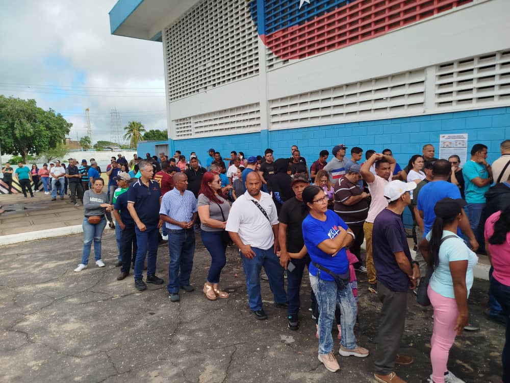 Ipasme Oficial (@ipasmeoficial) on Twitter photo ¡Hoy es un día de victoria y participación!
Las señales del pueblo venezolano son claras y se manifiestan con la intención del voto en el #SimulacroPorLaPaz
<a href="/NicolasMaduro/">Nicolás Maduro</a>
<a href="/_LaAvanzadora/">Yelitze Santaella</a> ¡Hoy es un día de victoria y participación!
Las señales del pueblo venezolano son claras y se manifiestan con la intención del voto en el #SimulacroPorLaPaz
<a href="/NicolasMaduro/">Nicolás Maduro</a>
<a href="/_LaAvanzadora/">Yelitze Santaella</a>