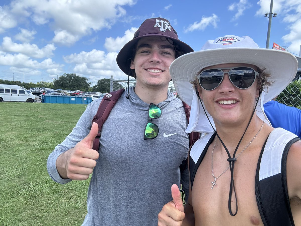 Amanda Snyder tweet media