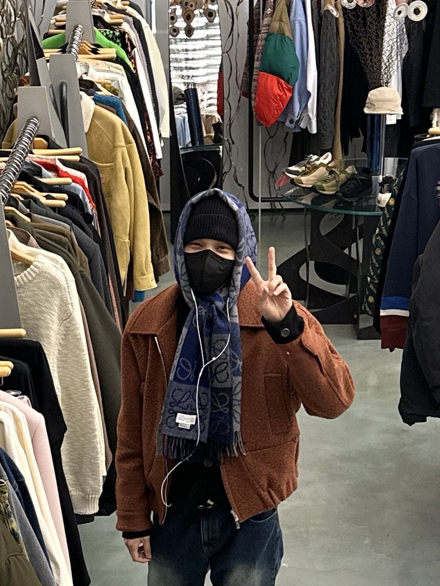 IT3OYKAI's tweet photo. i miss zkdlin and his boyfie posts https://t.co/3RXzSUkiyl