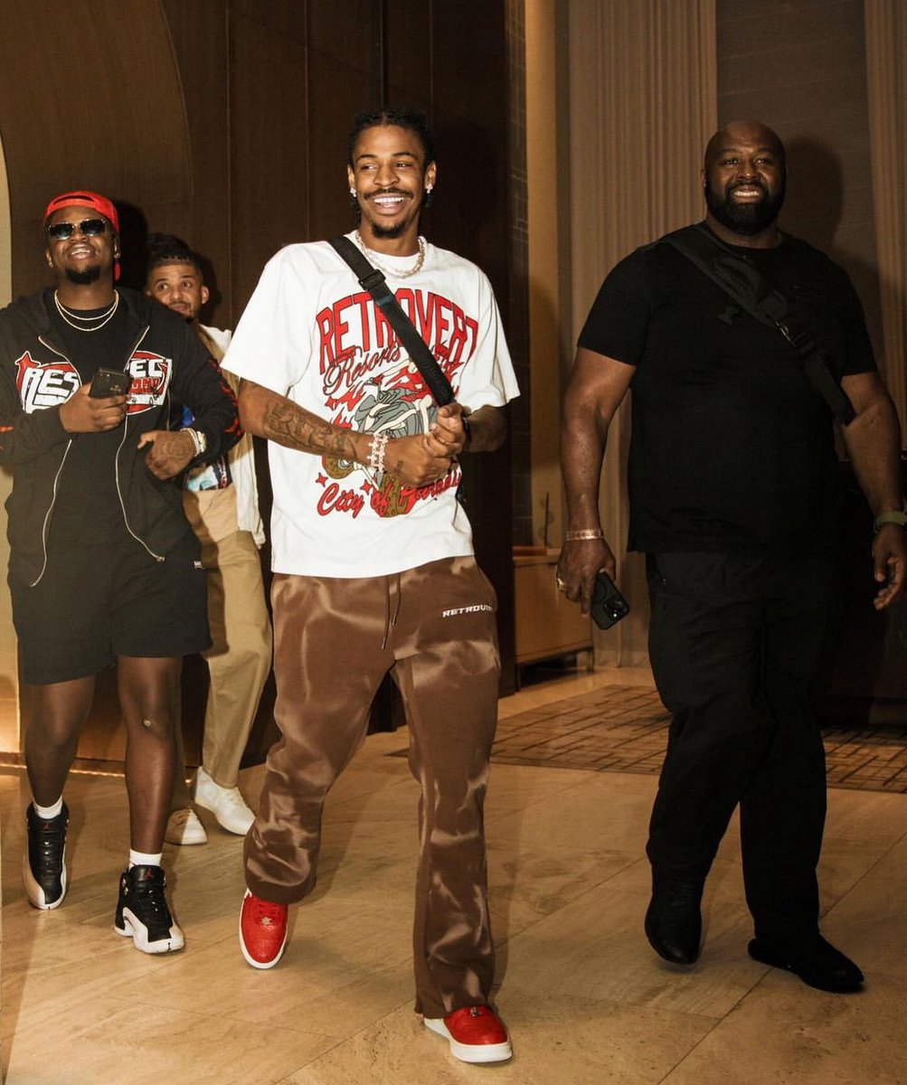 Shtreetwear tweet media