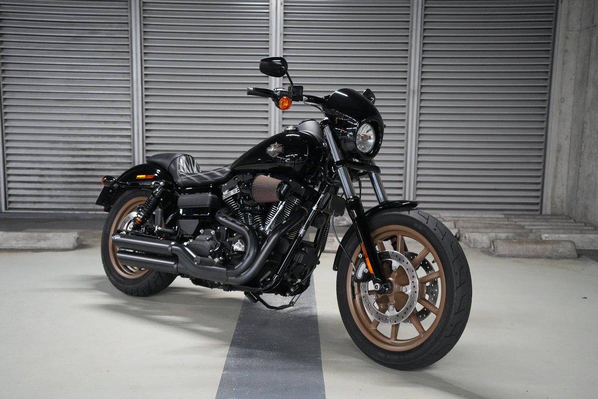 UdxCarwash's tweet photo. バイク洗車・コーティング専門店モトエステ秋葉原UDX駐車場店SNAP Too Much Sさん Harley-Davidson FXDLS を洗車させて頂きました。ご利用ありがとうございました。#harleydavidson #fxdls https://t.co/6E2y9o5ZVi