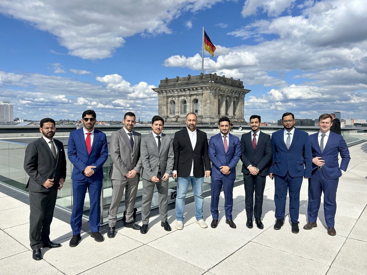 HeshamAlghannam's tweet image. 9. The program concluded with a visit to the Bundestag, featuring a lecture on German foreign and #security_policy by Franz Xaver Mauerer from the CDU/CSU Parliamentary Group. The day also included a cultural tour of #Berlin. #Bundestag #ForeignPolicy
