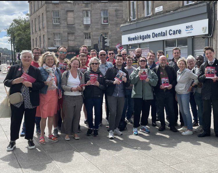 Great to be out with <a href="/tracygilbert72/">Tracy Gilbert MP</a> in Edinburgh North and Leith this weekend. Tracy will be a great MP! #LabourDoorstep