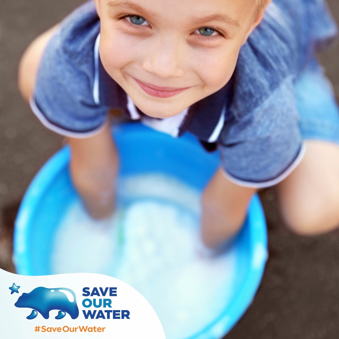 Kids love a good water balloon battle but try this eco-friendly alternative instead! Soak sponges for a splash-tastic game of sponge tag. 🎈🧽 SaveOurWater.com #SaveOurWater #California #WaterWise
