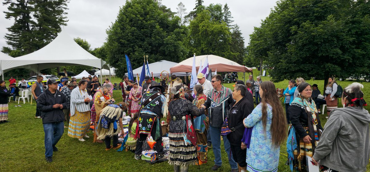 105.5 Moose FM tweet media