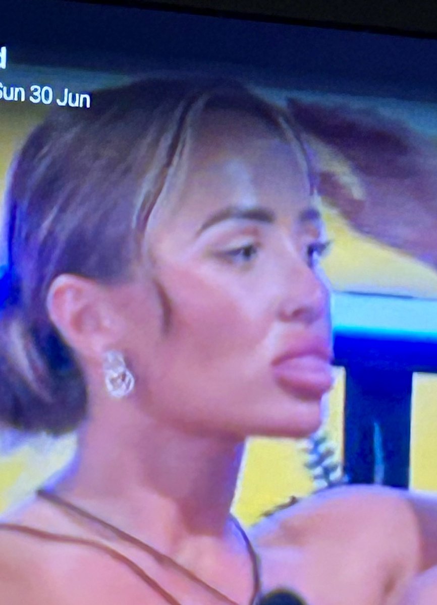 Sarah Vogel tweet media