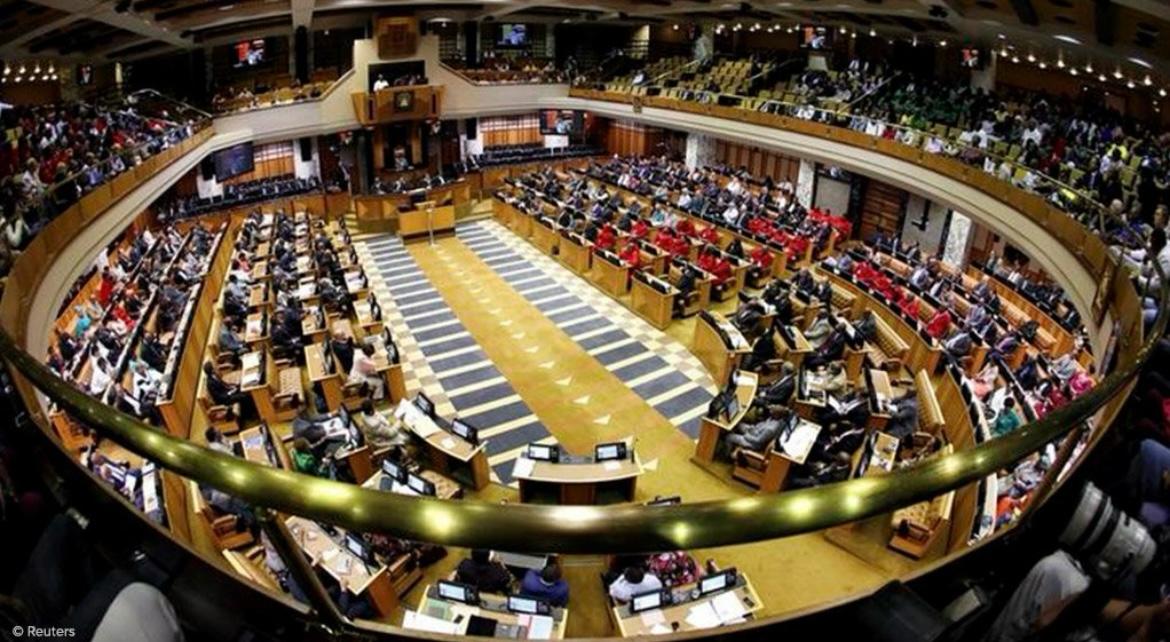 Sthamber's tweet photo. South African taxpayers majority black will pay the bloated ministerial positions salaries of Cyril Ramaphosa.
President Cyril Ramaphosa #RutoMusGoNow #Cabinet Naledi Pandor Iran Miguna Miguna Linus Kaikai Charlene Ruto Eric Latiff John Steenhuisen https://t.co/E6d5Rk1Qpi