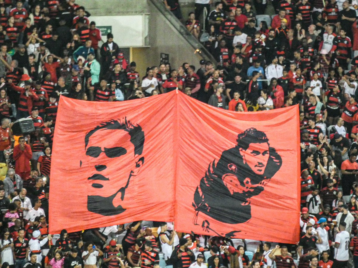 Essa homenagem não poderia vir em momento melhor 

Merecido pra caralho