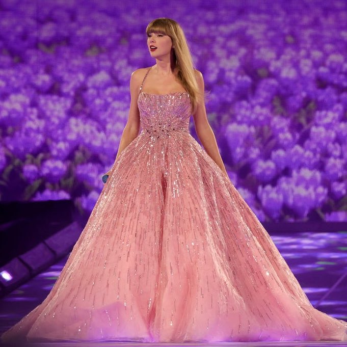 | If Taylor Swift does not wear the pink "Speak Now" gown at any of the next 3 shows in Amsterdam, it will officially be declared extinct after being missing for 30 | If Taylor Swift does not wear the pink "Speak Now" gown at any of the next 3 shows in Amsterdam, it will officially be declared extinct after being missing for 30