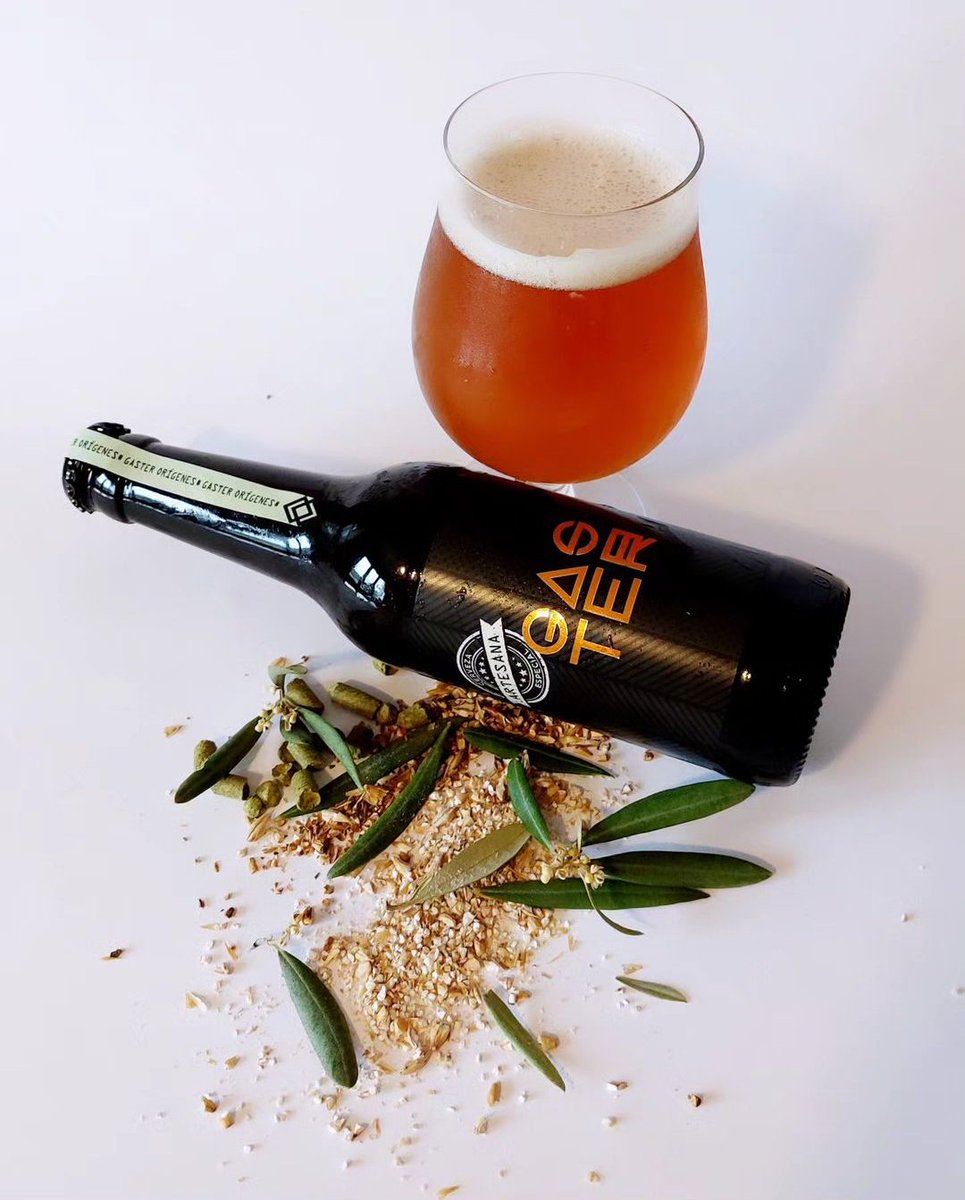 Gaster orígenes, con hojas de olivo arbequina, malta de cebada, malta de trigo y lúpulos.