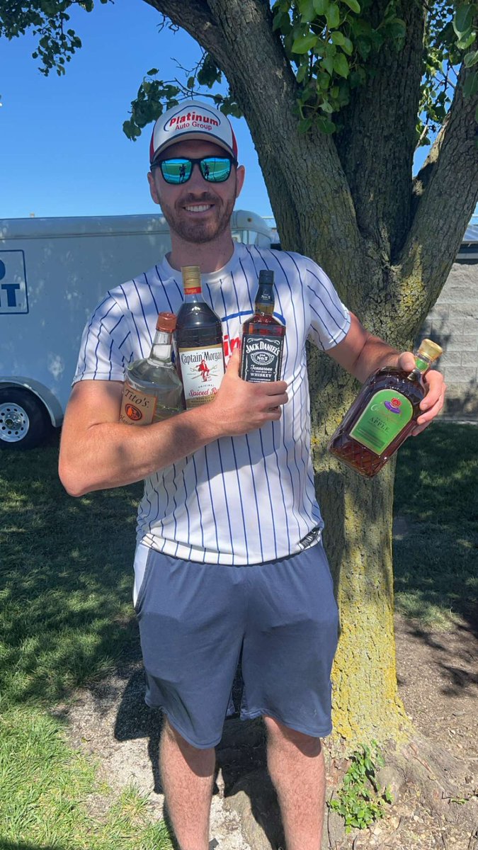 Lane 19 Patio Softball tweet media